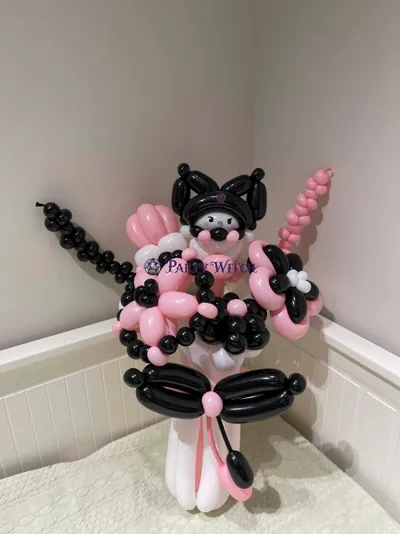 Detailed character bouquet